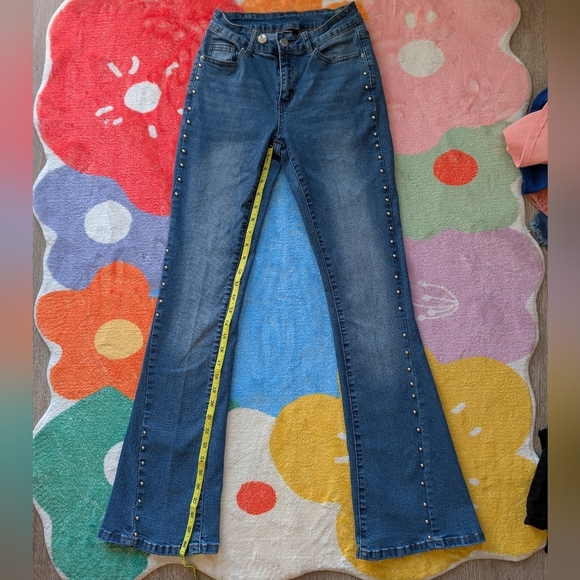 🖤 Blue Flare Studded Women's Jeans - Picture 3 of 5